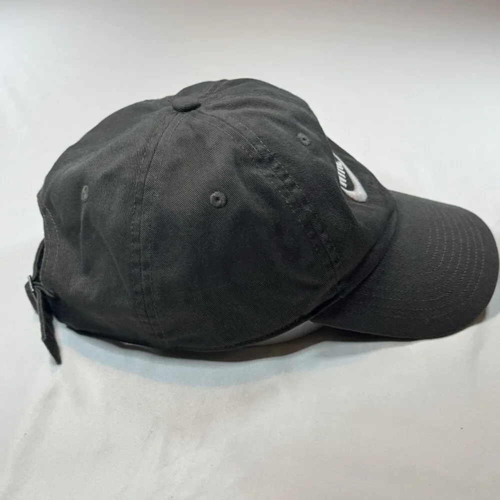 Nike classic club